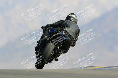 media/May-15-2022-SoCal Trackdays (Sun) [[33a09aef31]]/Turn 9 Backside Set 2 (930am)/